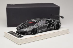 Lamborghini Aventador Liberty Walk TRON Glänzend Schwarz JUC 1:18 J32-14 Resin – Bild 7 von 7