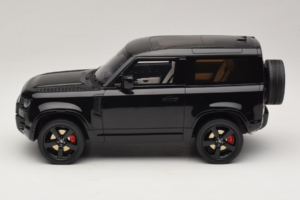 Land Rover Defender 90 L663 P400 X-Dynamic HSE Santorini Black GT Spirit 1:18 GT992 Resin – Bild 3 von 6
