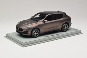 Maserati Grecale Bronze BBR 1:18 P18220FMAS Resin – Bild 2 von 7