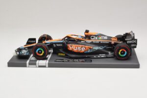 McLaren MCL36 O. Piastri Abu Dhabi Test 2022 Minichamps 1:18 537221828 Resin – Bild 3 von 7