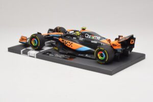 McLaren MCL60 #4 L. Norris 2nd Place Hungarian GP 2023 Minichamps 1:18 537233004 Resin – Bild 5 von 7