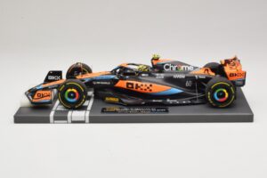 McLaren MCL60 #4 L. Norris Australian GP 2023 Minichamps 1:18 537232104 Resin – Bild 3 von 7