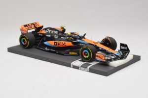 McLaren MCL60 #4 L. Norris Australian GP 2023 Minichamps 1:18 537232104 Resin – Bild 4 von 7