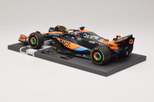 McLaren MCL60 #81 O. Piastri Hungarian GP 2023 Minichamps 1:18 537233081 Resin – Bild 5 von 7