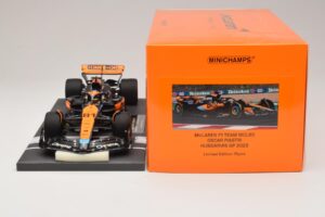 McLaren MCL60 #81 O. Piastri Hungarian GP 2023 Minichamps 1:18 537233081 Resin – Bild 6 von 7