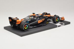 McLaren MCL60 #81 O. Piastri Japanese GP 2023 Minichamps 1:18 537233581 Resin – Bild 2 von 7