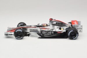 McLaren MP4/21 #3 K. Raikkonen 2006 Minichamps 1:18 530061803 Resin – Bild 3 von 7