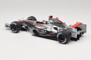 McLaren MP4/21 #3 K. Raikkonen 2006 Minichamps 1:18 530061803 Resin – Bild 5 von 7