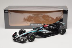Mercedes AMG Petronas W15 E Performance G. Russell 2024 Minichamps 1:18 110240163 Resin – Bild 7 von 7