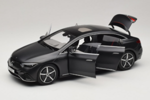 Mercedes EQE V295 Graphite Grey Magno NZG 1:18 B66961108 Metall – Bild 2 von 8