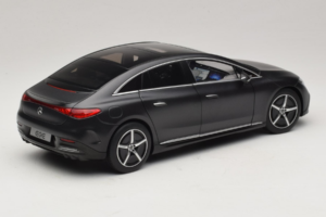 Mercedes EQE V295 Graphite Grey Magno NZG 1:18 B66961108 Metall – Bild 5 von 8