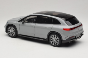 Mercedes EQS SUV X296 Manufaktur Alpine Grey NZG 1:18 B66960591 Metall – Bild 7 von 8