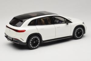 Mercedes EQS SUV X296 Manufaktur Diamond White NZG 1:18 B66960590 Metall – Bild 3 von 8