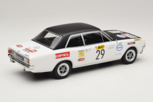 Opel Commodore A #29 J-L. Clarr / J-P. Peyroux Tour de France Automobile 1971 MCG 1:18 MCG18562R Metall – Bild 2 von 6