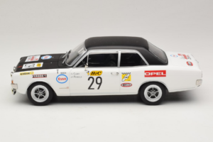 Opel Commodore A #29 J-L. Clarr / J-P. Peyroux Tour de France Automobile 1971 MCG 1:18 MCG18562R Metall – Bild 3 von 6