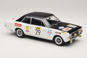 Opel Commodore A #29 J-L. Clarr / J-P. Peyroux Tour de France Automobile 1971 MCG 1:18 MCG18562R Metall – Bild 4 von 6