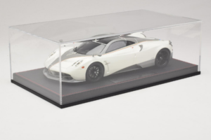 Pagani Huayra Luminous Green AB 1:18 REMC041 Resin – Bild 6 von 7