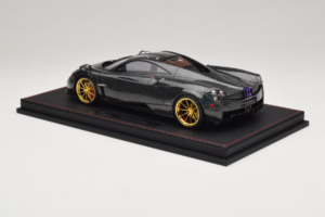 Pagani Huayra Starry Night Sky AB 1:18 REMC039 Resin – Bild 5 von 7