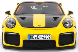 Porsche 911 GT2 RS 991.2 Nurburgring Lap Record Gelb GT Spirit 1:18 GT972 Resin – Bild 4 von 5