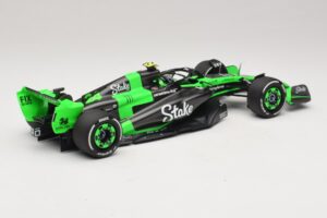 Stake Kick Sauber C44 G. Zhou Emilia Romagna GP 2024 Minichamps 1:18 117240124 Resin – Bild 2 von 7