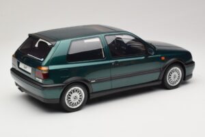 Volkswagen Golf Mk3 VR6 Carat Dragon Green Otto 1:12 G099 Resin – Bild 2 von 6