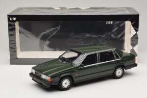 Volvo 740 GL Dunkelgrün Minichamps 1:18 155171702 Metall – Bild 6 von 6