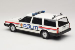 Volvo 740 GL Kombi Politi Norway Minichamps 1:18 155171796 Metall – Bild 5 von 6