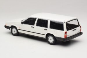 Volvo 740 GL Kombi Weiss Minichamps 1:18 155171772 Metall – Bild 5 von 6