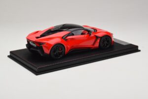 W Motors Fenyr Supersport Rot SophiArt 1:18 SA003-06 Resin – Bild 2 von 6
