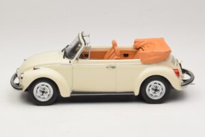 Volkswagen 1303 Cabrio Cream White Norev 1:18 188535 Metall – Bild 3 von 6