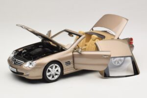 Mercedes SL500 R230 Travertine Beige Norev 1:18 183843 Metall – Bild 2 von 9