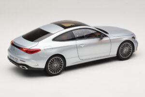 Mercedes CLE C236 Coupé Hightech Silver Norev 1:18 183939 Metall – Bild 3 von 8