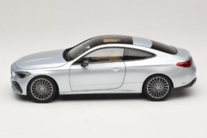 Mercedes CLE C236 Coupé Hightech Silver Norev 1:18 183939 Metall – Bild 4 von 8