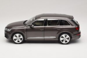 Audi Q7 4M Argus Brown Minichamps 1:18 5011407615 Metall – Bild 4 von 8
