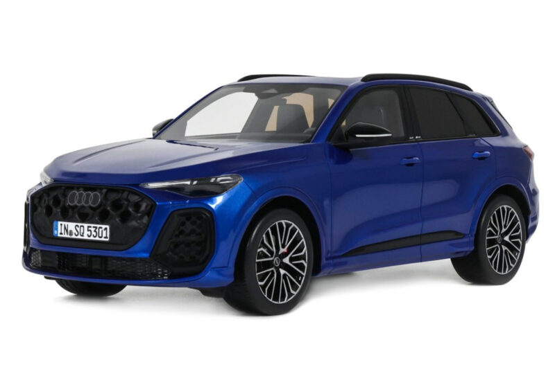 Audi SQ5 FY TFSI Ultra Blau Otto 1:18 OT1281 Resin