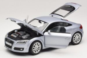 Audi TT 8N Silverblue Metallic Minichamps 1:18 100015020 Metall – Bild 2 von 8