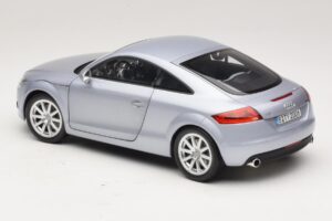 Audi TT 8N Silverblue Metallic Minichamps 1:18 100015020 Metall – Bild 7 von 8