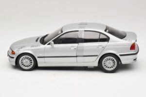 BMW 3-Series E46 6-Cylinder Silber UT Models 1:18 20512 Metall – Bild 3 von 6
