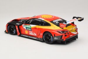 BMW M4 GT3 #31 Schubert Motorsport S. van der Linde Winner DTM Lausitzring 2022 Minichamps 1:18 113222031 Metall – Bild 7 von 8