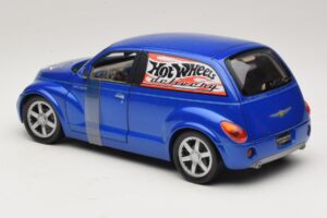 Chrysler PT Cruiser Lieferwagen Blau Hot Wheels 1:18 29616 Metall – Bild 6 von 7