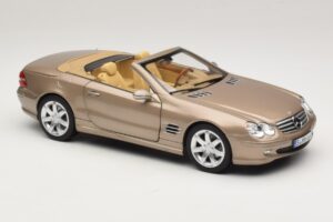 Mercedes SL500 R230 Travertine Beige Norev 1:18 183843 Metall – Bild 7 von 9