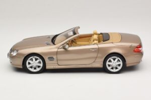Mercedes SL500 R230 Travertine Beige Norev 1:18 183843 Metall – Bild 5 von 9