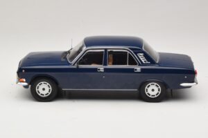 GAZ Volga GAZ-24-10 Dunkelblau MCG 1:18 MCG18014 Metall – Bild 3 von 6