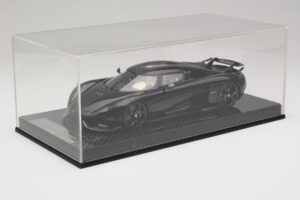 Koenigsegg Regera Schwarz Carbon-Paket Beige Interieur FrontiArt 1:18 REMC042 Resin – Bild 6 von 7