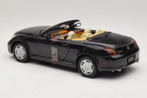 Lexus SC430 Cabriolet Schwarz Motormax 1:18 73119 Metall – Bild 5 von 6