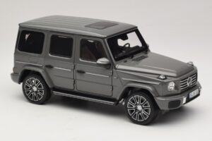 Mercedes G-Class W465 Classic Grey Norev 1:18 183035 Metall – Bild 4 von 6