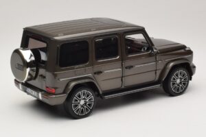 Mercedes G-Class W465 Indium Grey Norev 1:18 183036 Metall – Bild 2 von 6