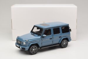 Mercedes G-Class W465 Vintage Blue Norev 1:18 183034 Metall – Bild 6 von 6