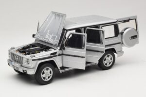 Mercedes G500 W463 LWB Händler Edition Silber AUTOart 1:18 B66962142 Metall – Bild 2 von 8