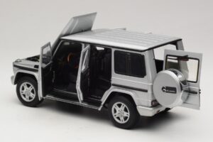 Mercedes G500 W463 LWB Händler Edition Silber AUTOart 1:18 B66962142 Metall – Bild 5 von 8